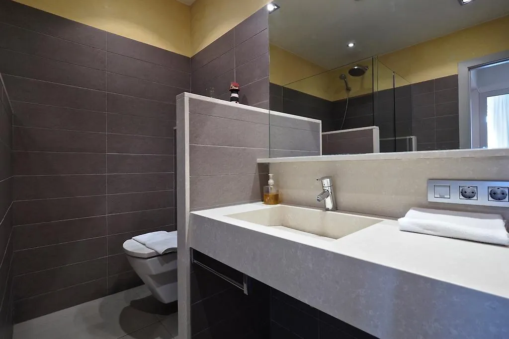 Gracia Terrace Design Apartment Barcelona