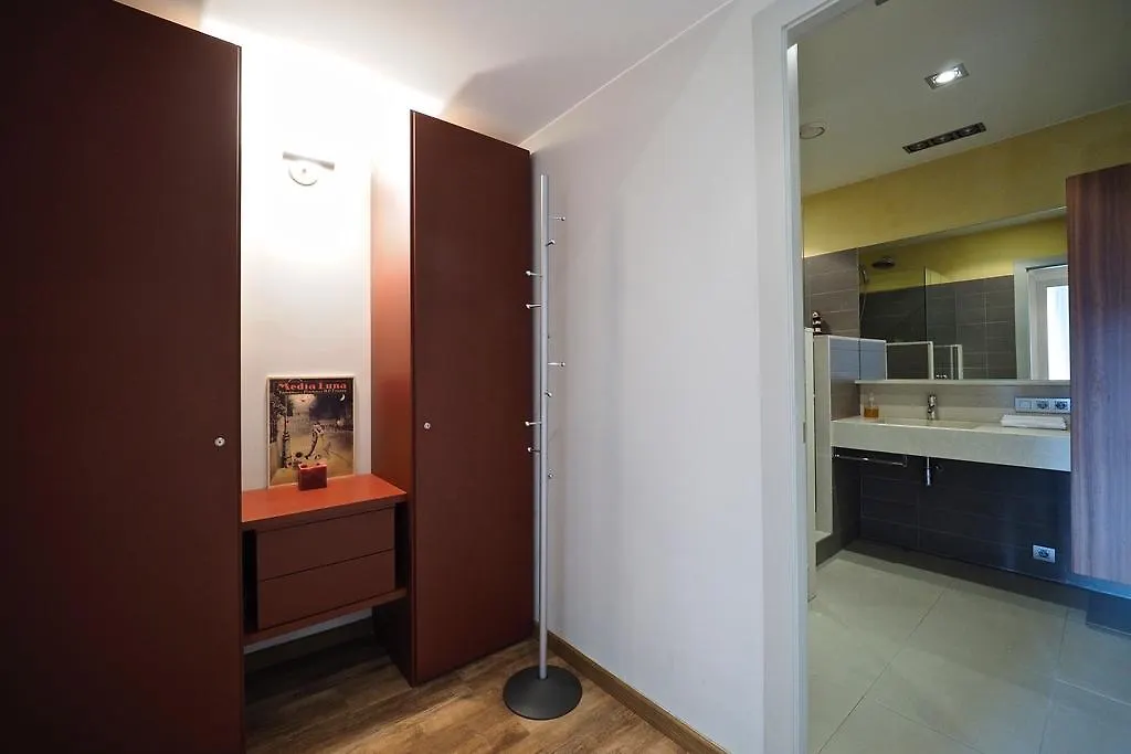 Gracia Terrace Design Apartment Barcelona 0*,