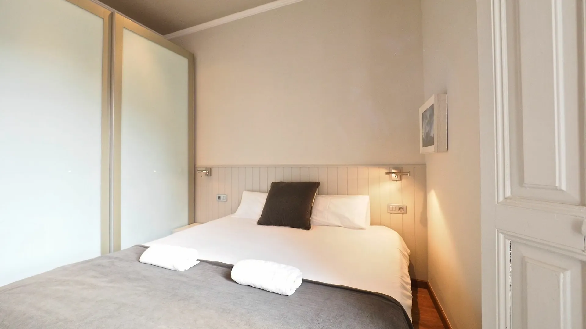 Gracia Terrace Design Apartment Barcelona