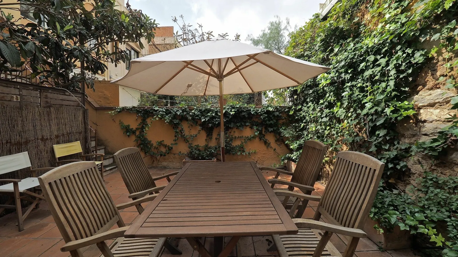 Gracia Terrace Design Apartment Barcelona